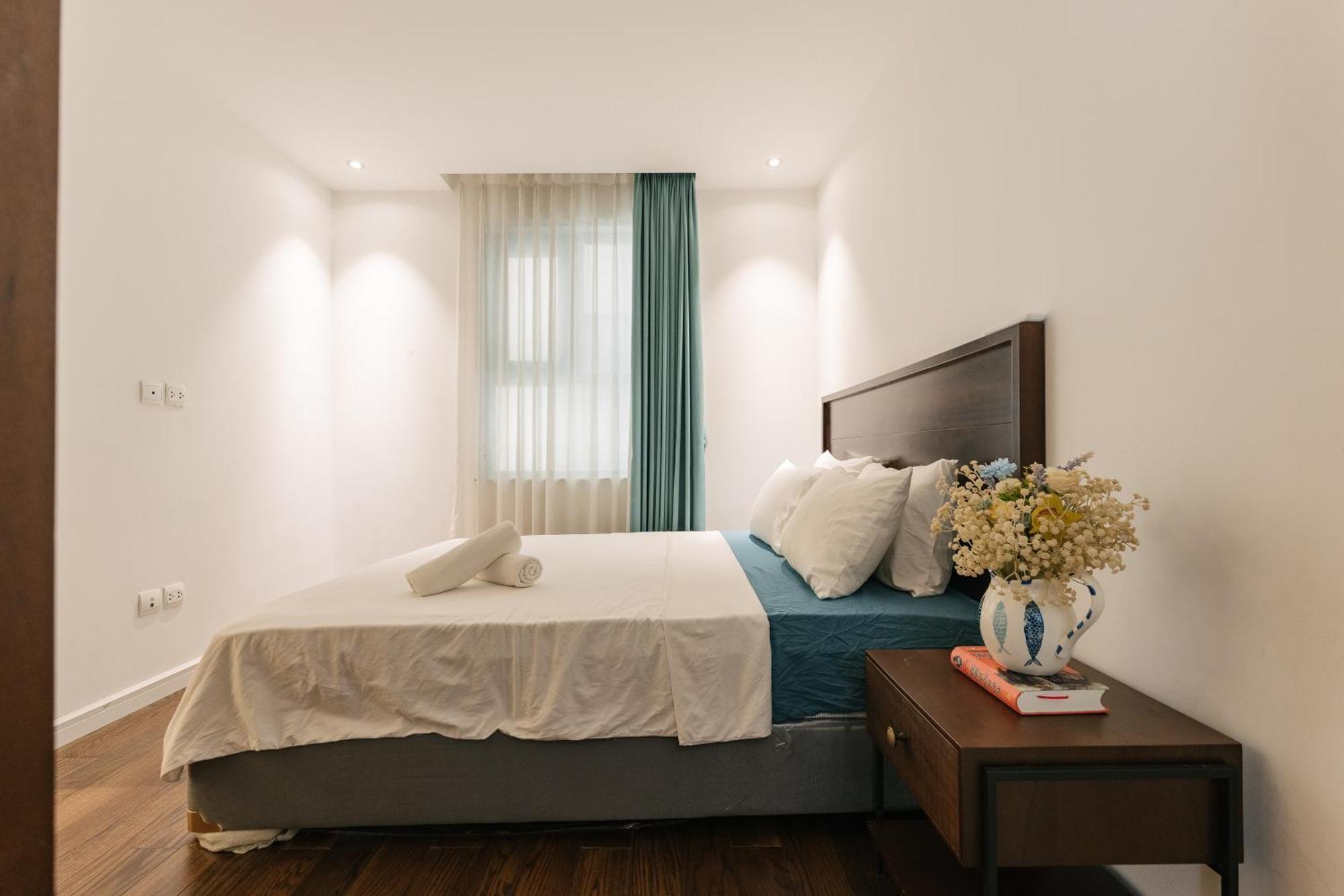 D'Leroi Soleil - Westlake Suite & Apartment Hanoi Room photo